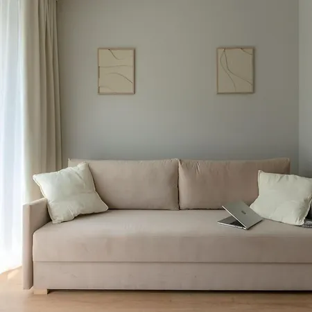 Legnicka With Ac - Properunit