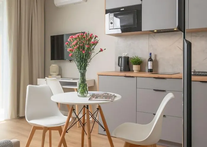 Legnicka With Ac - Properunit